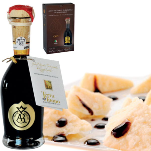 Scatola Regalo Cuore Balsamico - Invecchiato, Perla e Sfera - B2C Acetaia  Terra del Tuono